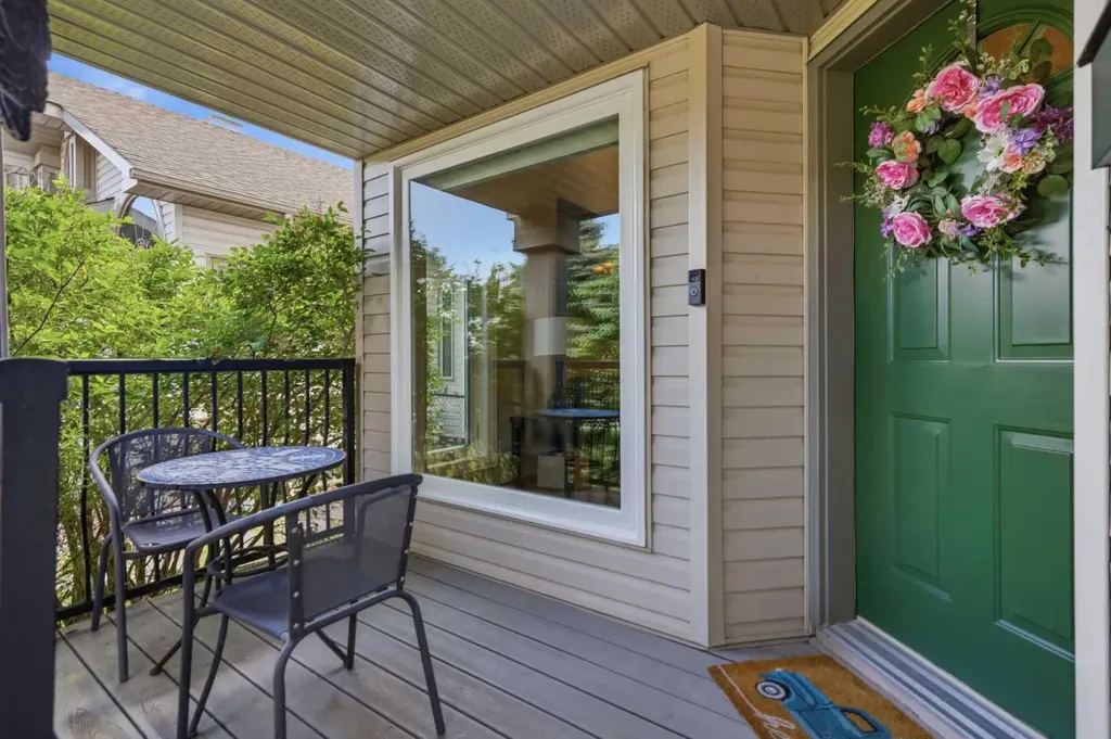 142 Riverview Circle SE Calgary AB T2C 4J9