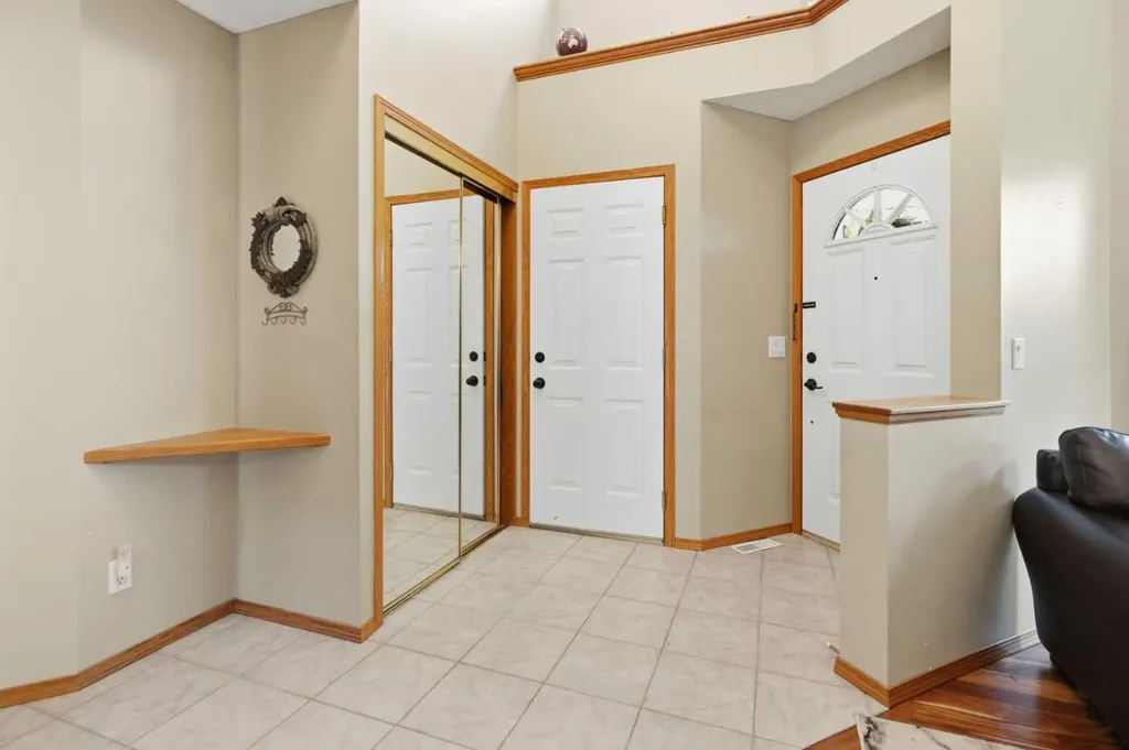 142 Riverview Circle SE Calgary AB T2C 4J9