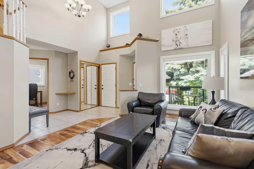 142 Riverview Circle SE Calgary AB T2C 4J9