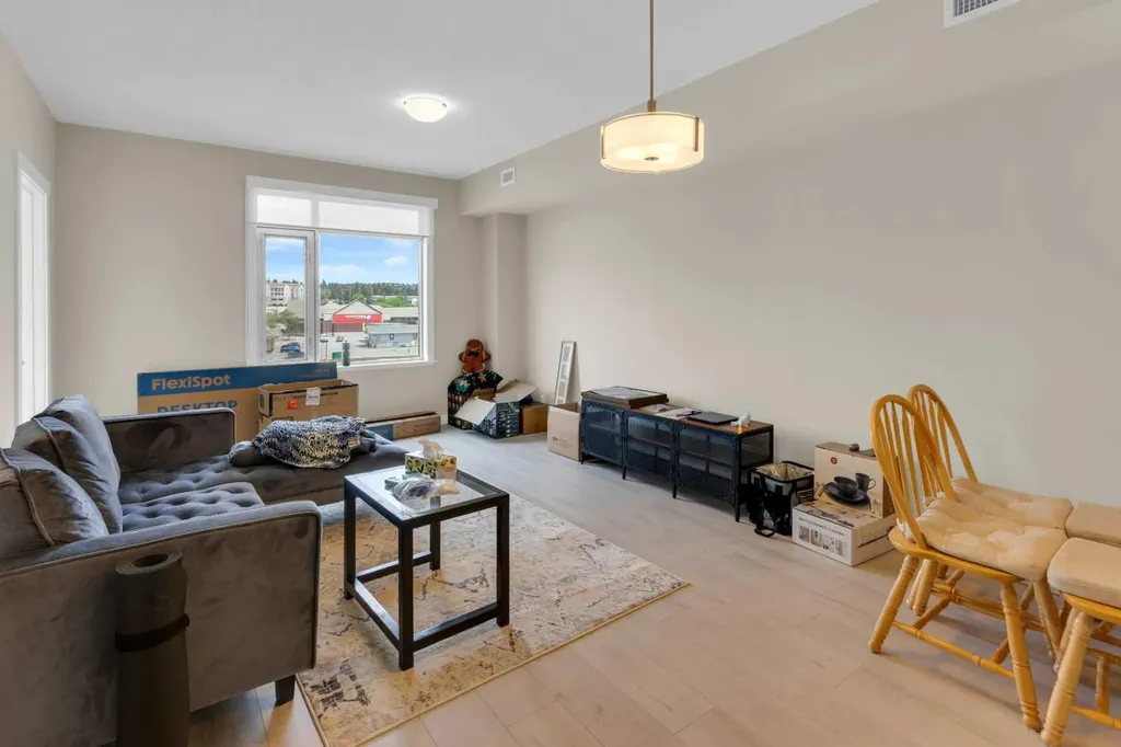 32 Varsity Estates Circle NW Calgary AB T3A2Y1