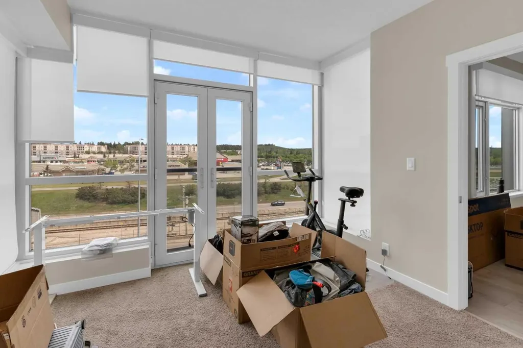 32 Varsity Estates Circle NW Calgary AB T3A2Y1