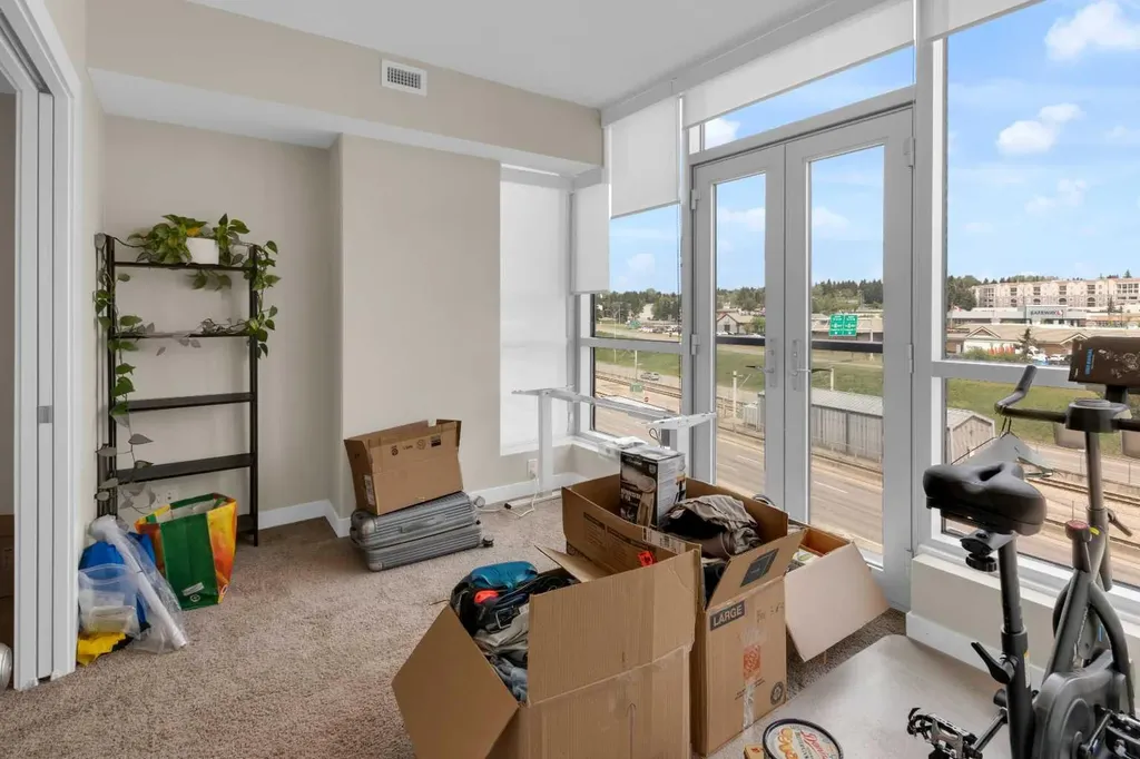 32 Varsity Estates Circle NW Calgary AB T3A2Y1