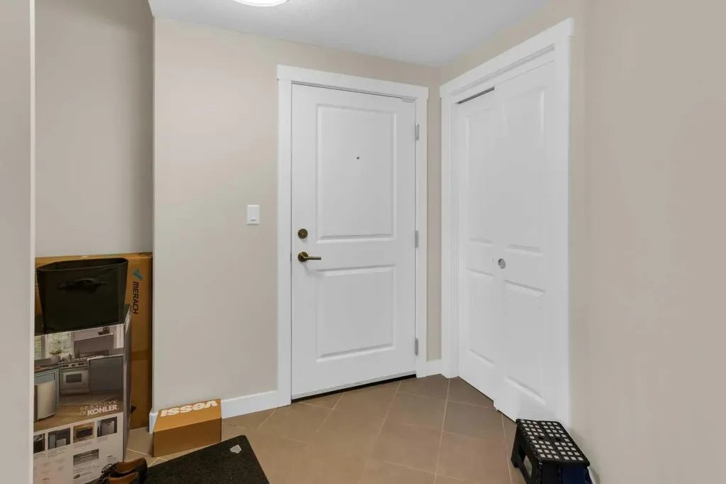 32 Varsity Estates Circle NW Calgary AB T3A2Y1