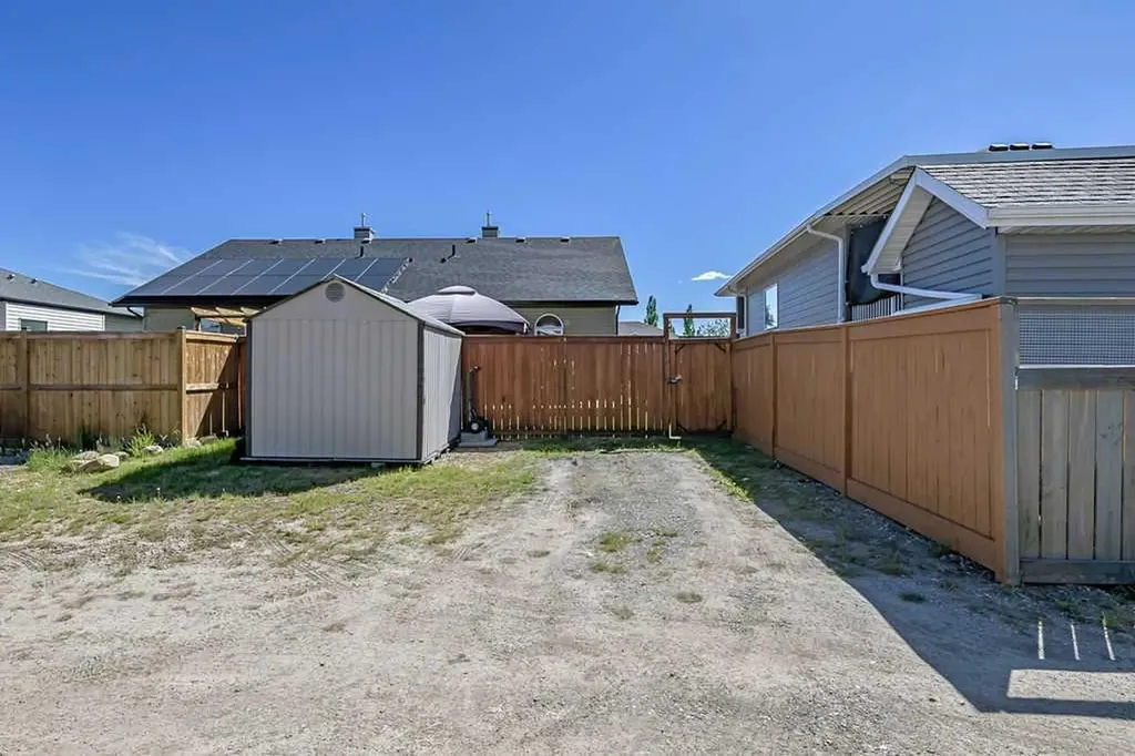 1013 3rd Street SW Diamond Valley AB T0L 0H0
