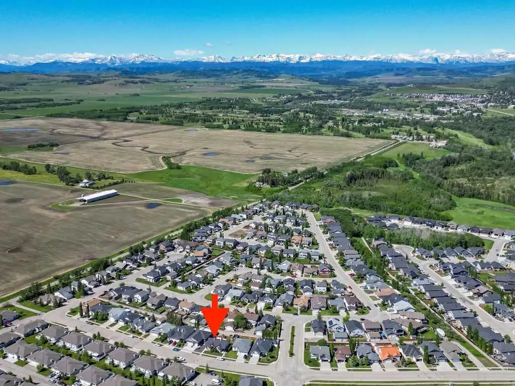 1013 3rd Street SW Diamond Valley AB T0L 0H0