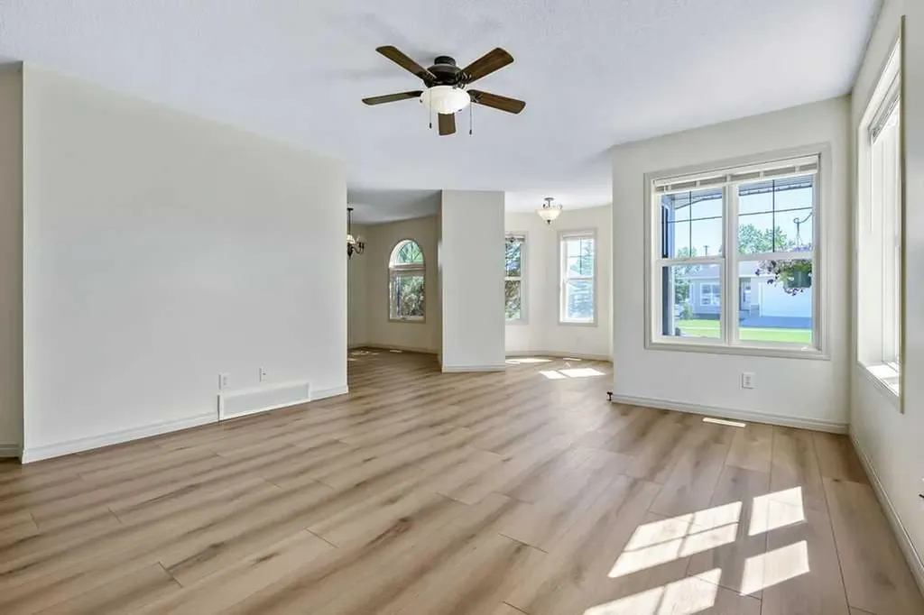 1013 3rd Avenue SW Diamond Valley AB T0L 0H0