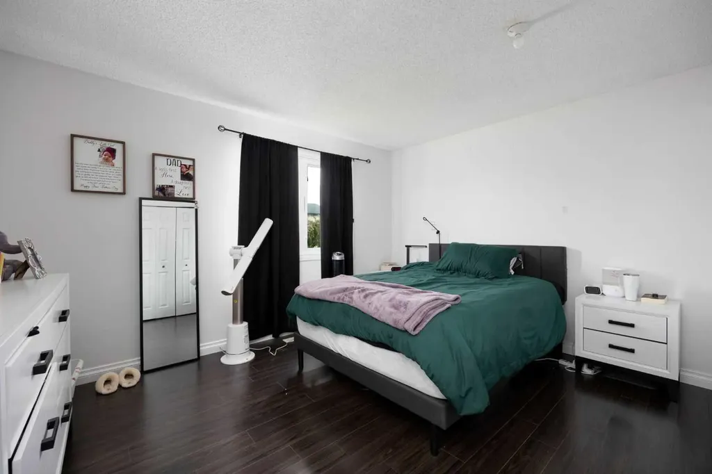 110 Bird Crescent Fort Mcmurray AB T9K0G9
