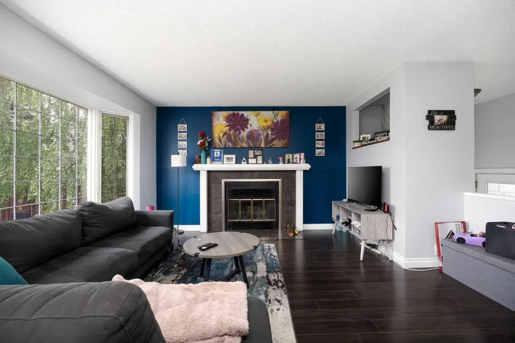 110 Bird Crescent Fort Mcmurray AB T9K0G9