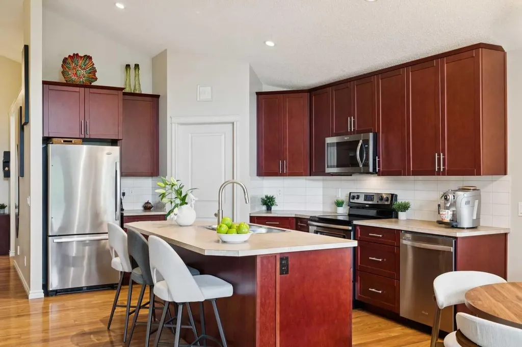 257 Auburn Glen Manor SE Calgary AB T3M 0L2