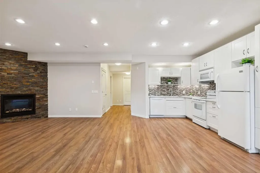 257 Auburn Glen Manor SE Calgary AB T3M 0L2