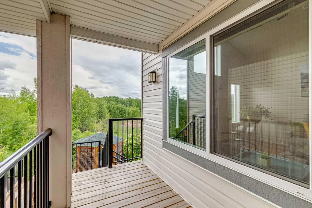 257 Auburn Glen Manor SE Calgary AB T3M 0L2