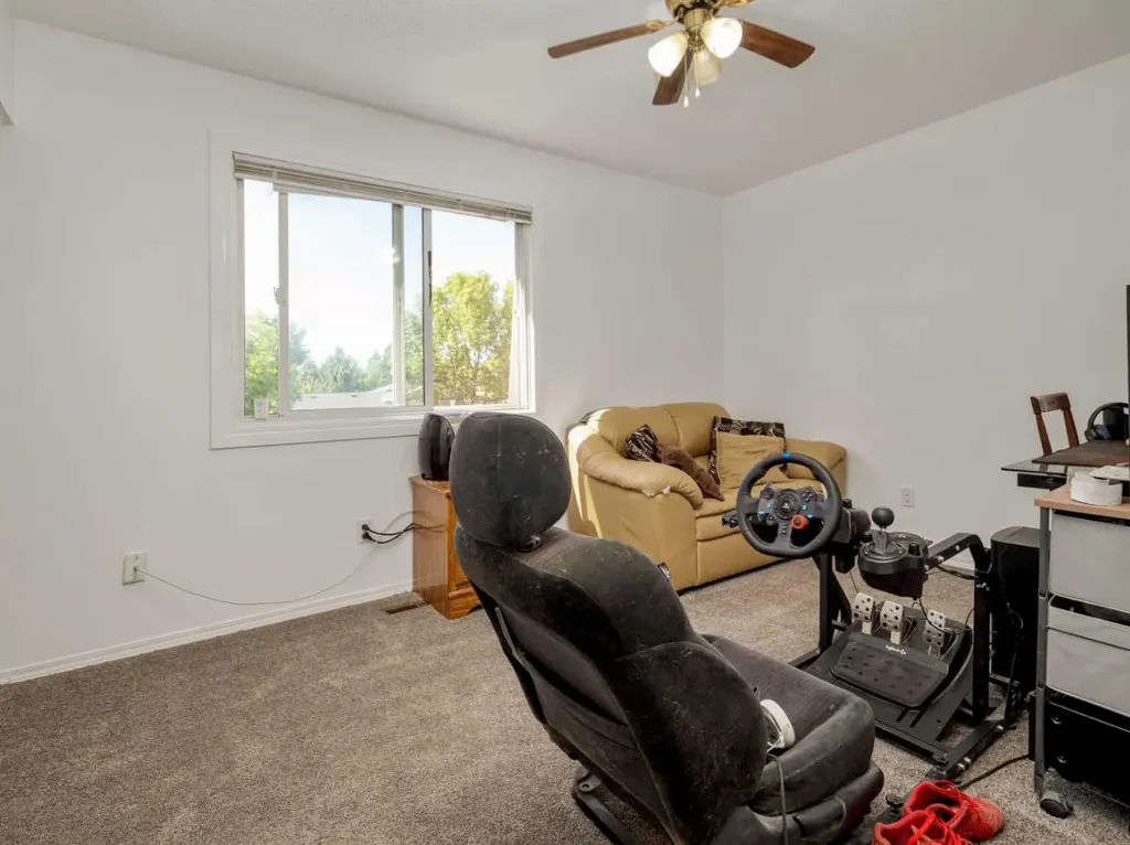 3406 20 Avenue S Lethbridge AB T1K 3M8