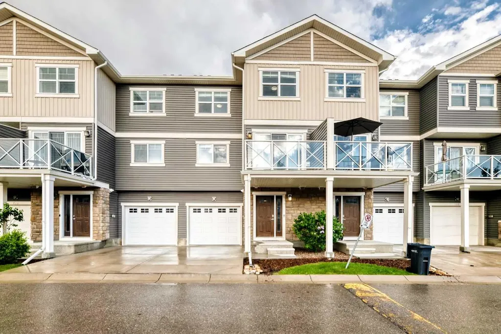 709 Skyview Ranch Grove NE Calgary AB T3N 0R9
