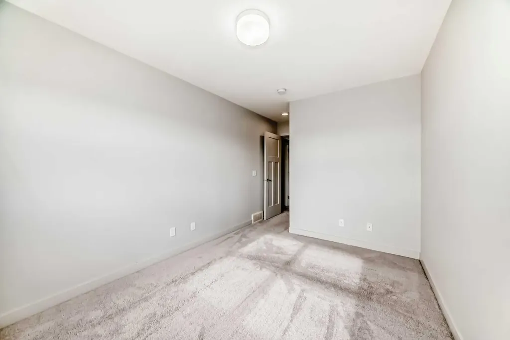 709 Skyview Ranch Grove NE Calgary AB T3N 0R9