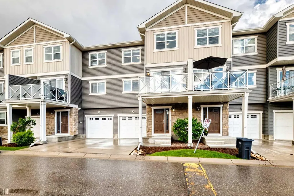 709 Skyview Ranch Grove NE Calgary AB T3N 0R9