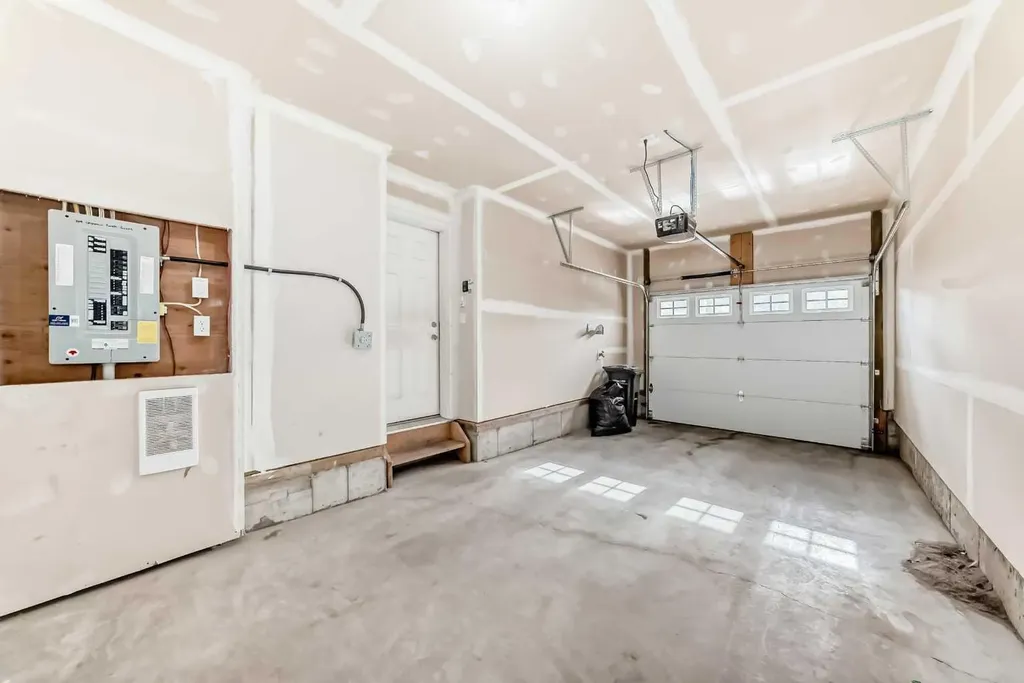 709 Skyview Ranch Grove NE Calgary AB T3N 0R9