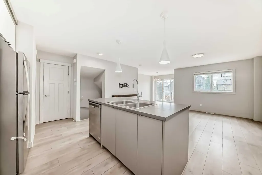 709 Skyview Ranch Grove NE Calgary AB T3N 0R9