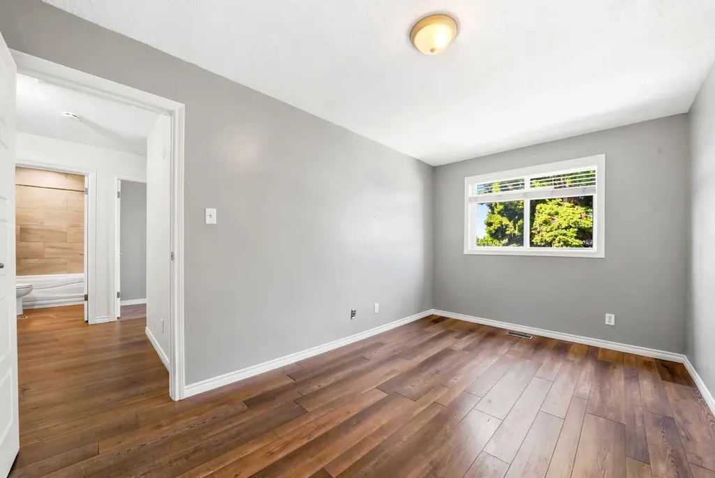 20 Alford Avenue Red Deer AB T4R 1G8