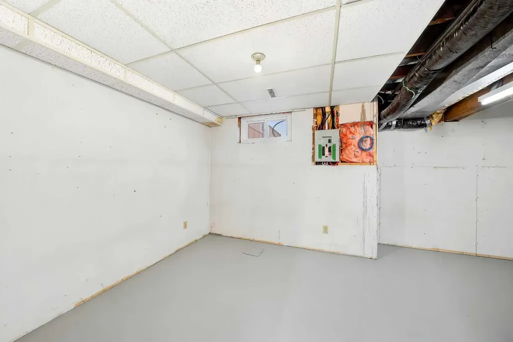 20 Alford Avenue Red Deer AB T4R 1G8
