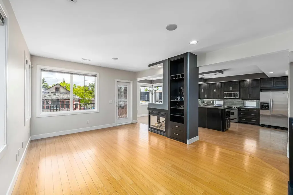 1814 14a Street SW Calgary AB T2T 3W7