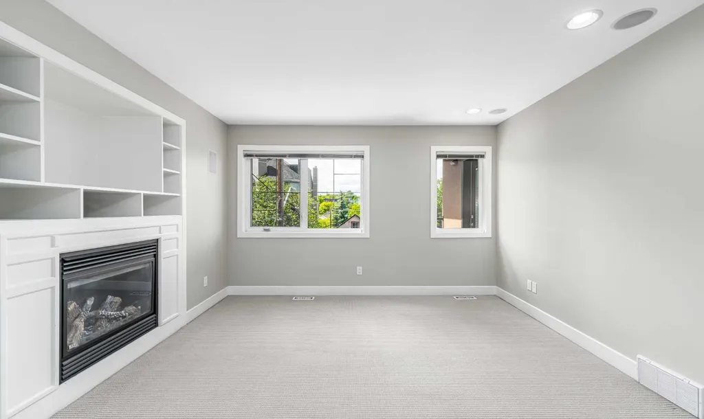 1814 14a Street SW Calgary AB T2T 3W7