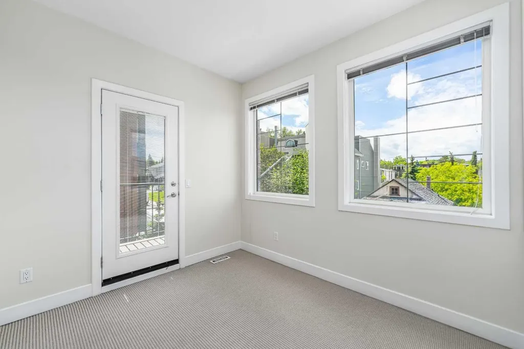 1814 14a Street SW Calgary AB T2T 3W7