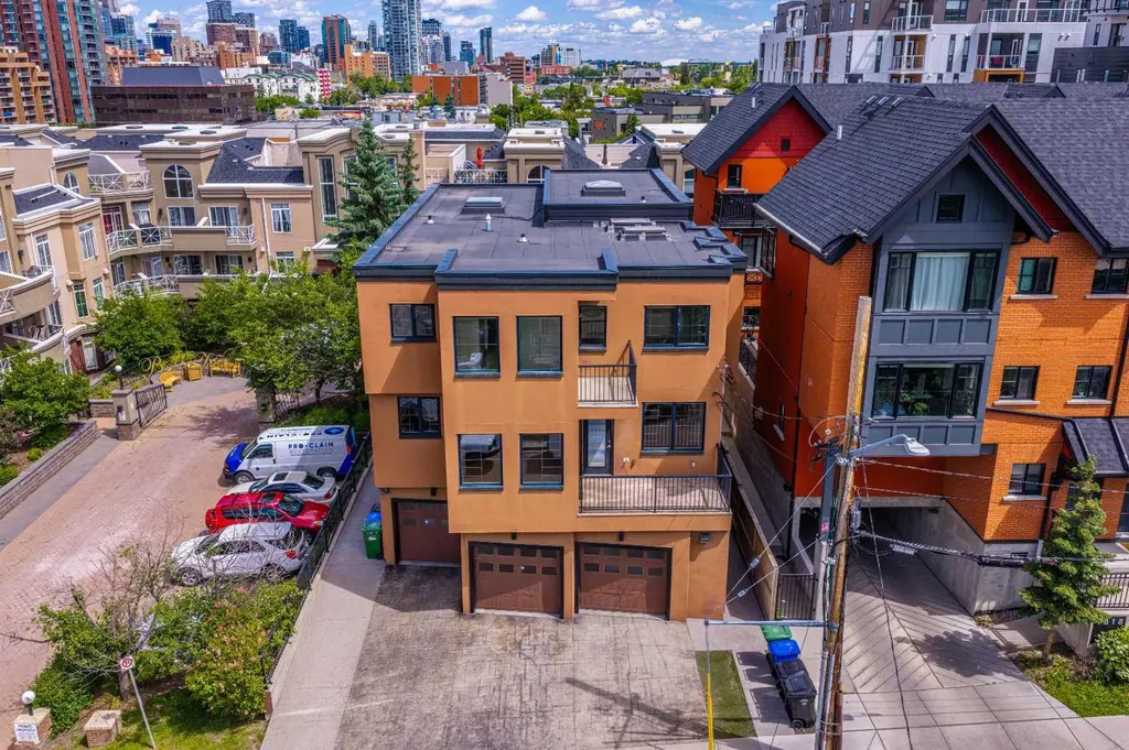 1814 14a Street SW Calgary AB T2T 3W7