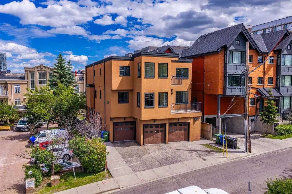 1814 14a Street SW Calgary AB T2T 3W7