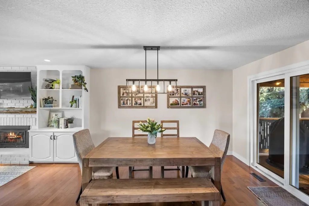 111 Silvergrove Green NW Calgary AB T3B 4H8