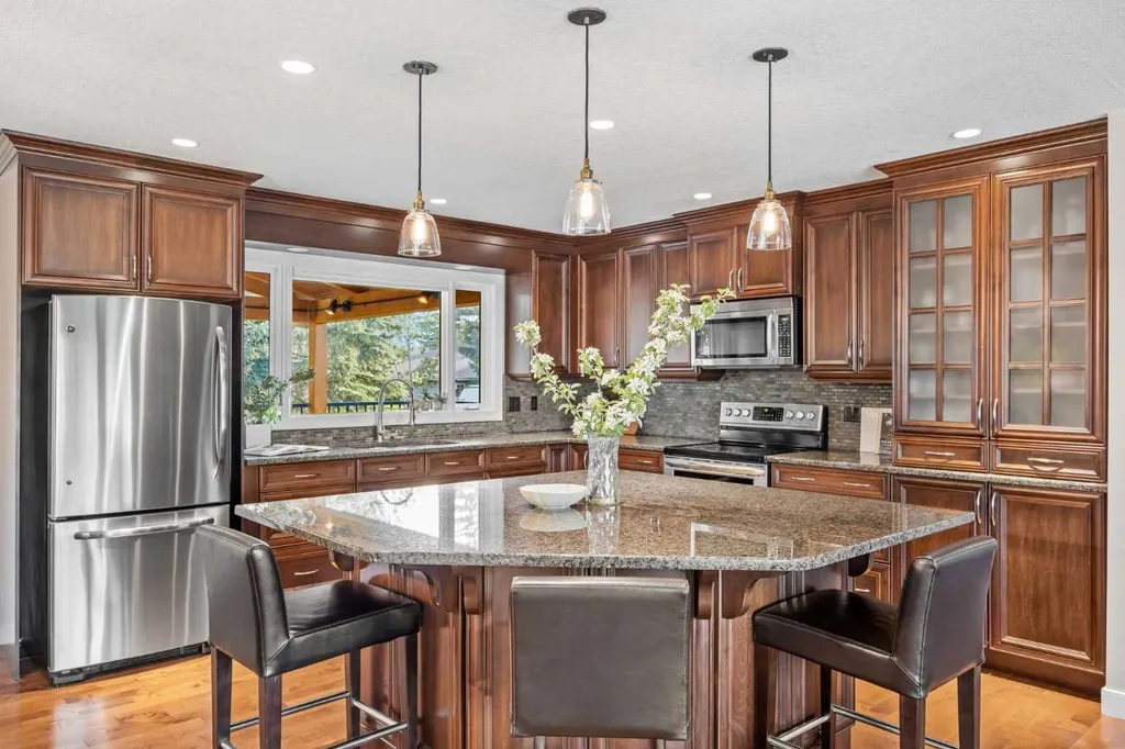 111 Silvergrove Green NW Calgary AB T3B 4H8