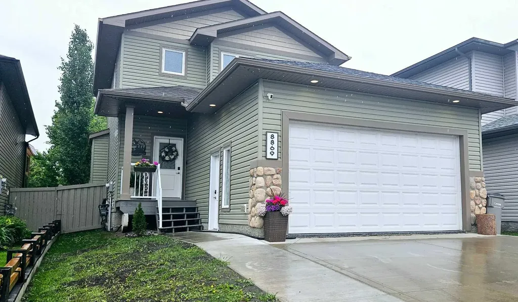 8869 96 Avenue Grande Prairie AB t8x0n2