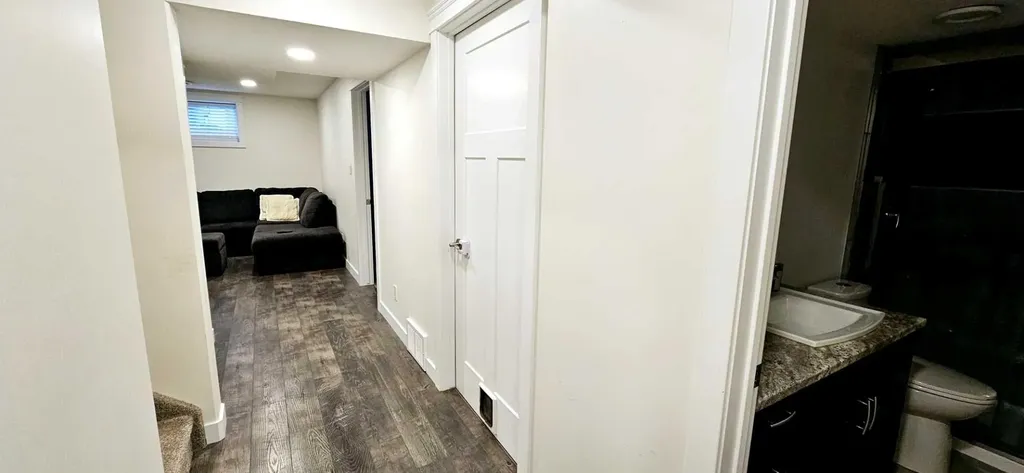 8869 96 Avenue Grande Prairie AB t8x0n2