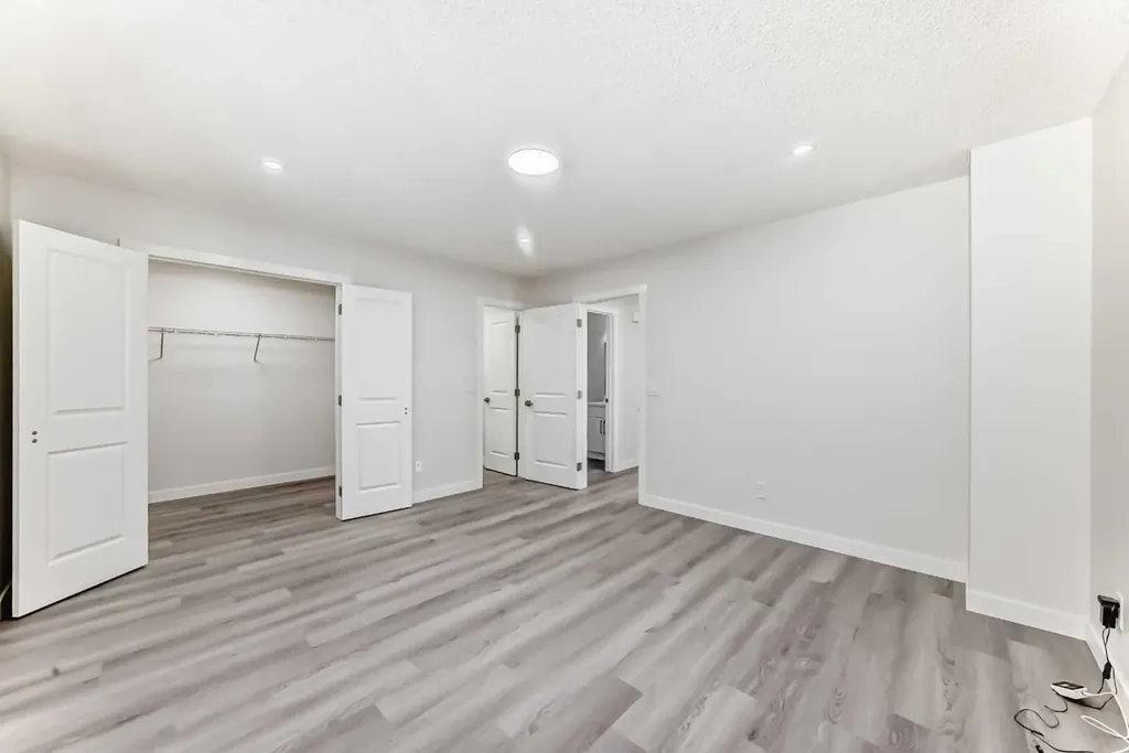 236 Pinemill Mews NE Calgary AB T1Y 4R2