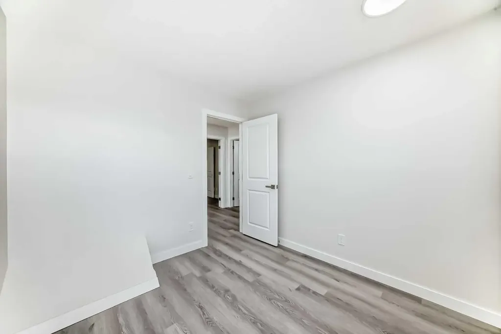 236 Pinemill Mews NE Calgary AB T1Y 4R2