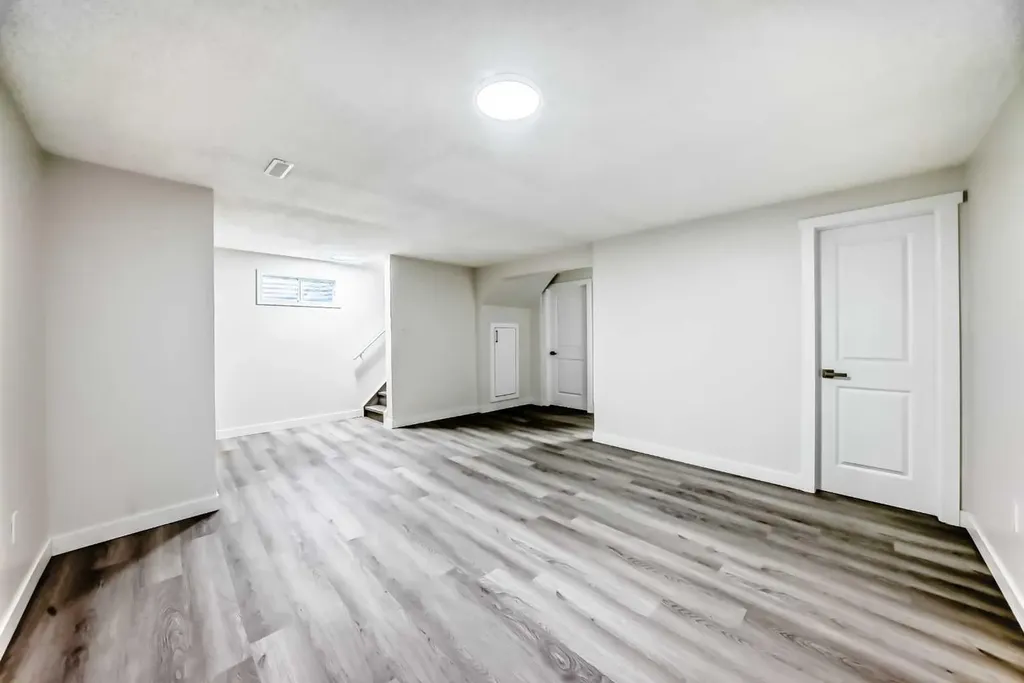 236 Pinemill Mews NE Calgary AB T1Y 4R2