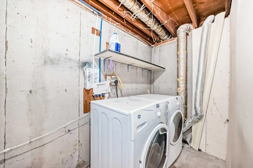 236 Pinemill Mews NE Calgary AB T1Y 4R2