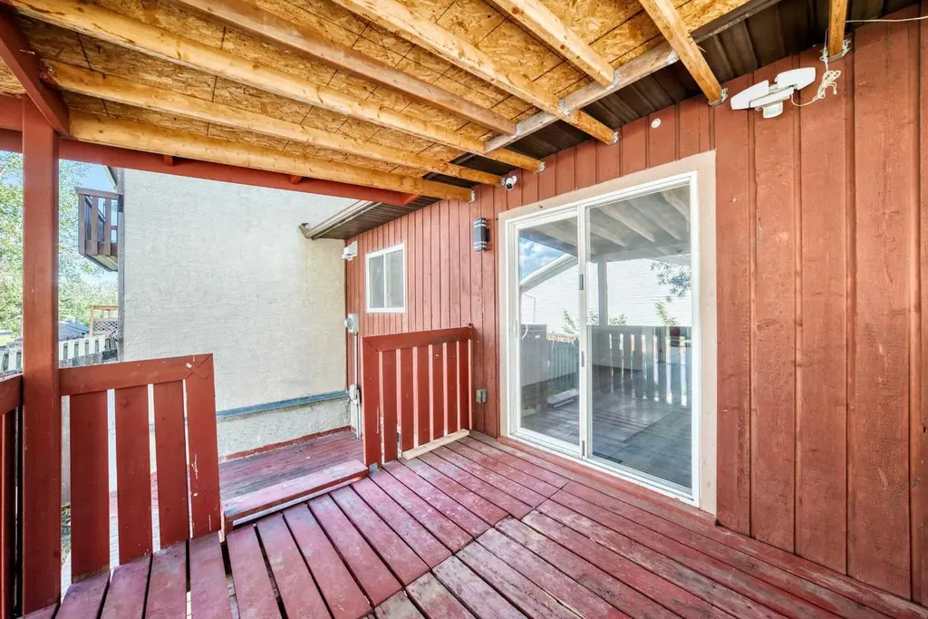 236 Pinemill Mews NE Calgary AB T1Y 4R2