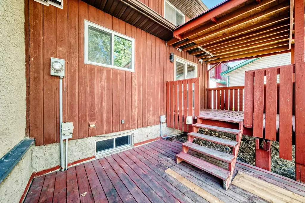 236 Pinemill Mews NE Calgary AB T1Y 4R2