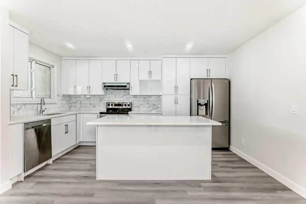 236 Pinemill Mews NE Calgary AB T1Y 4R2