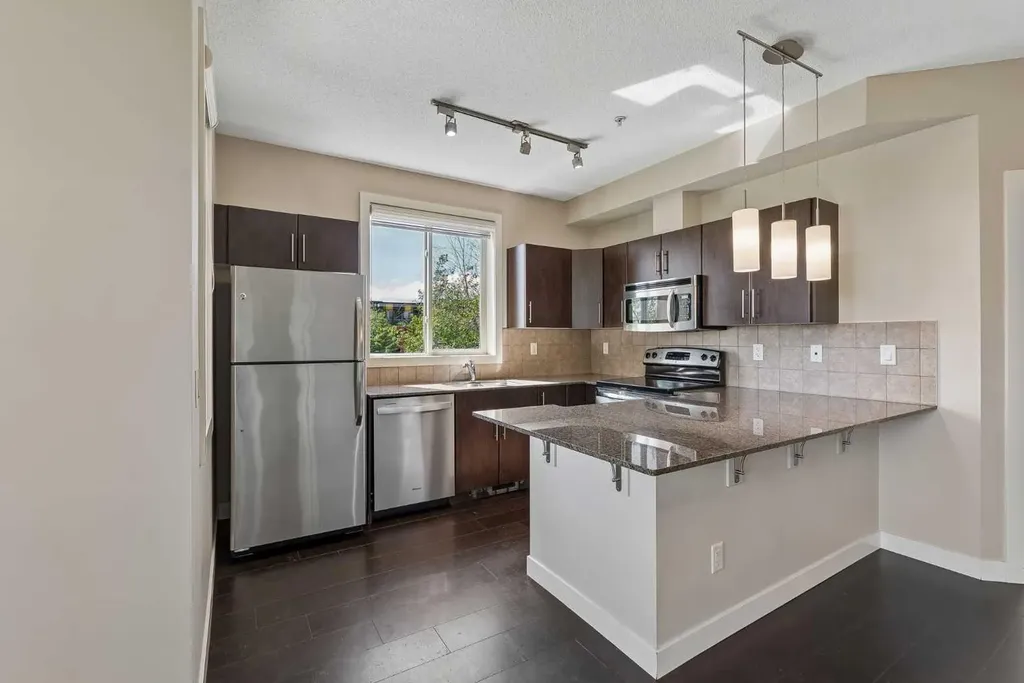 2727 28 Avenue SE Calgary AB T2B 0L4