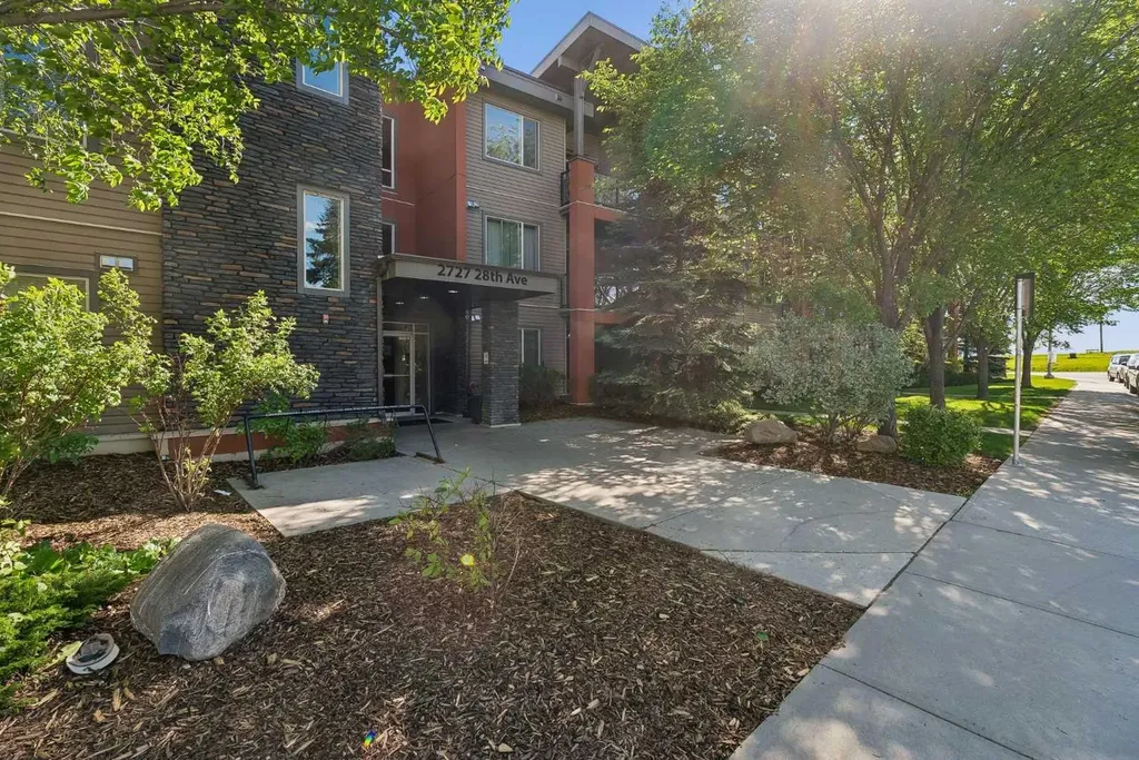 2727 28 Avenue SE Calgary AB T2B 0L4