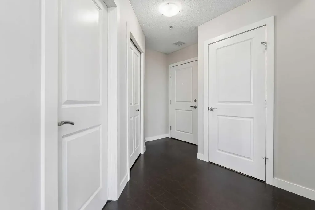 2727 28 Avenue SE Calgary AB T2B 0L4