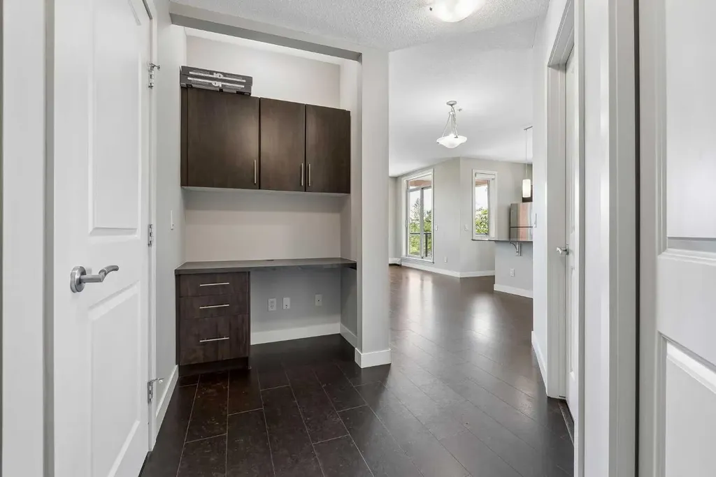 2727 28 Avenue SE Calgary AB T2B 0L4