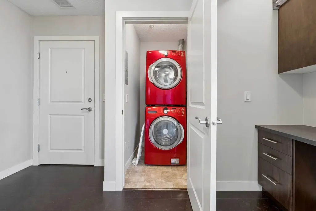 2727 28 Avenue SE Calgary AB T2B 0L4