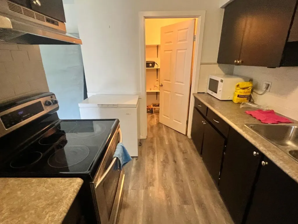 7201 Poplar Drive Grande Prairie AB T8V6C5