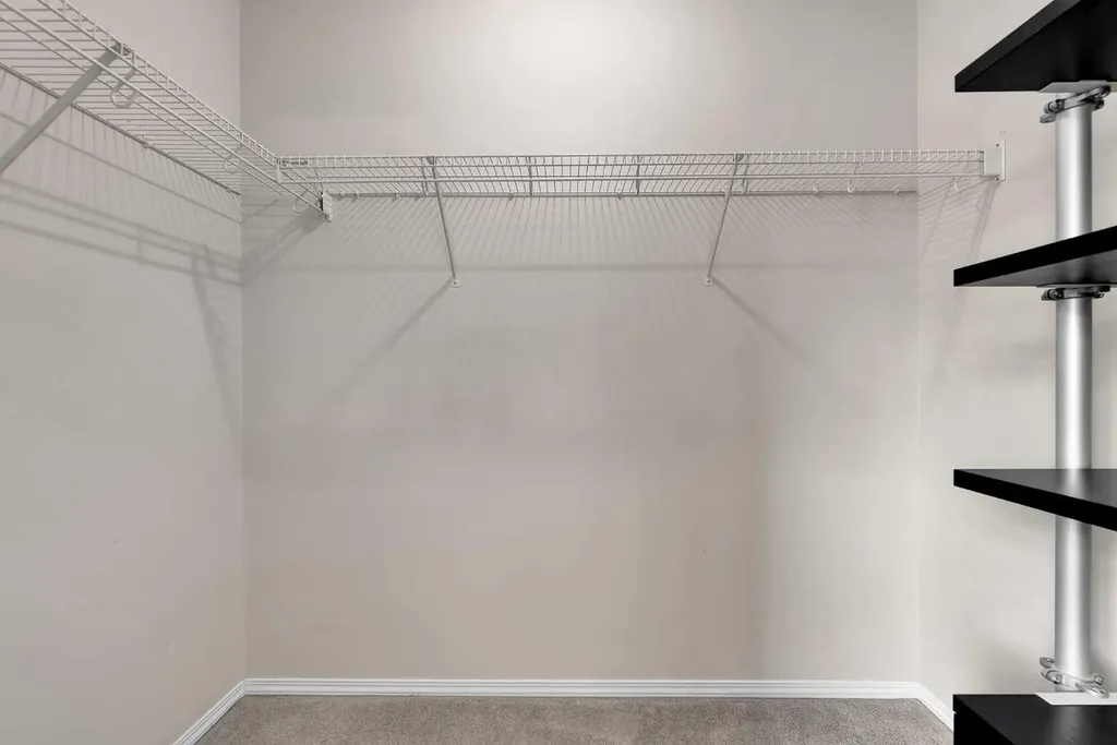 207 Mckenzie Towne Gate SE Calgary AB T2Z 4G2