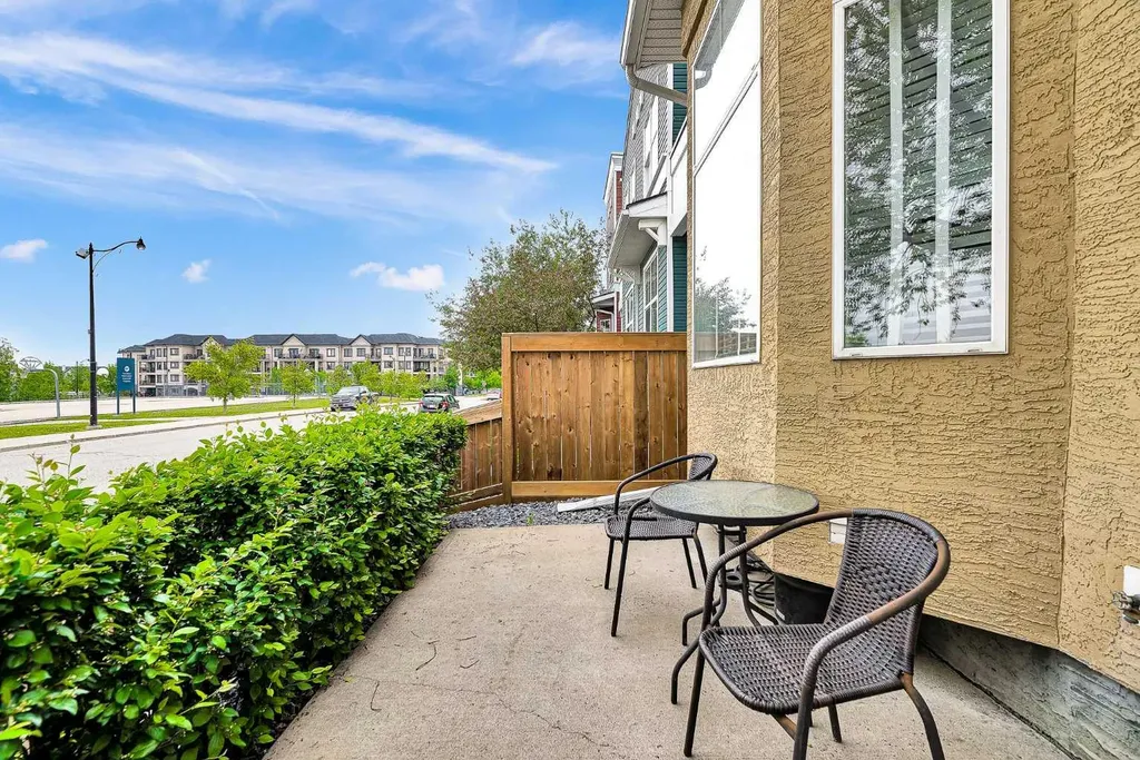 207 Mckenzie Towne Gate SE Calgary AB T2Z 4G2