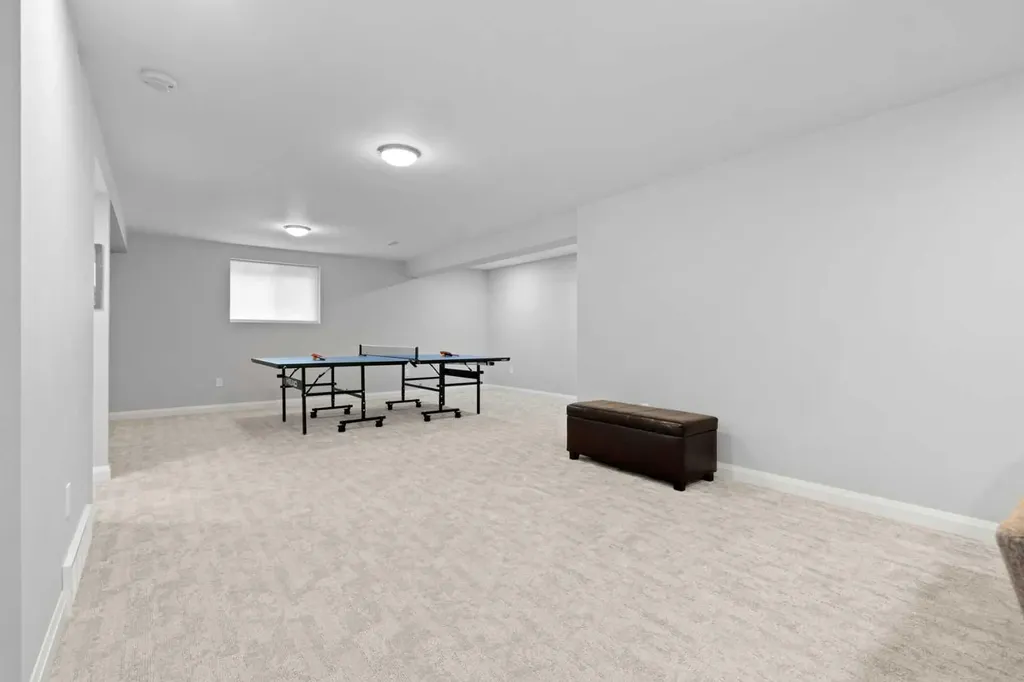 260 Parkview Place SE Calgary AB T2J4W6