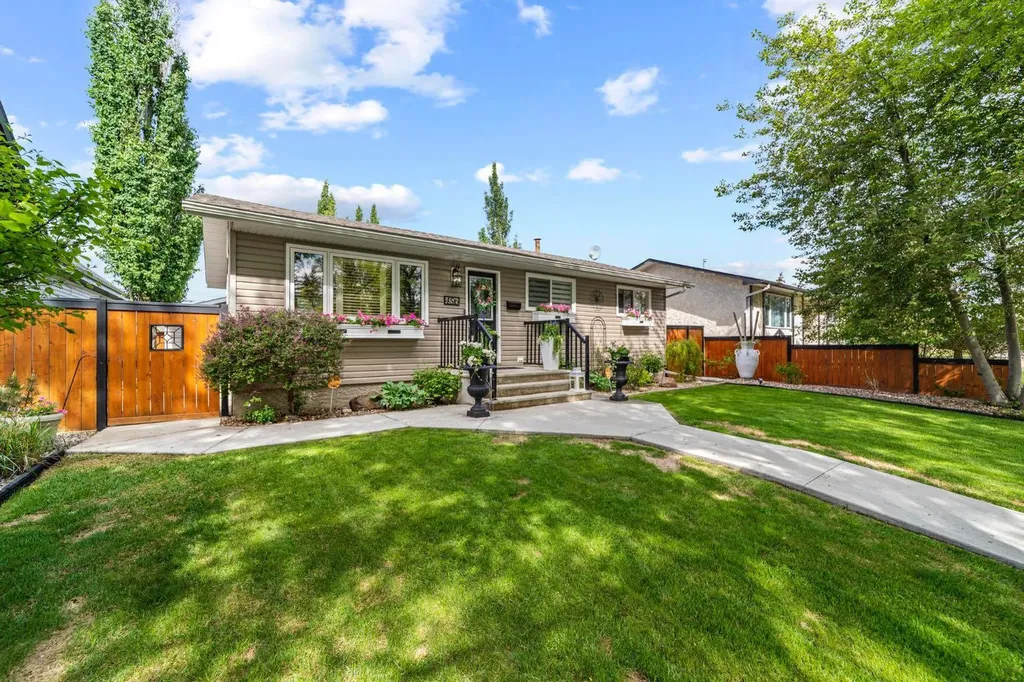 4516 67 Street Camrose AB T4V 2P9
