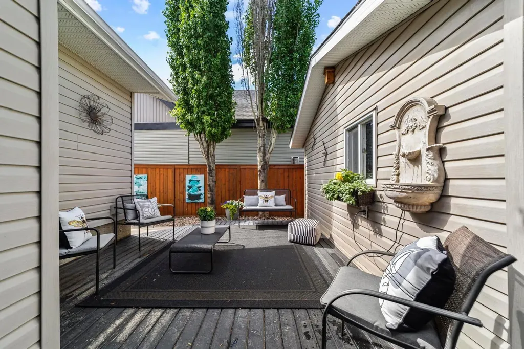 4516 67 Street Camrose AB T4V 2P9